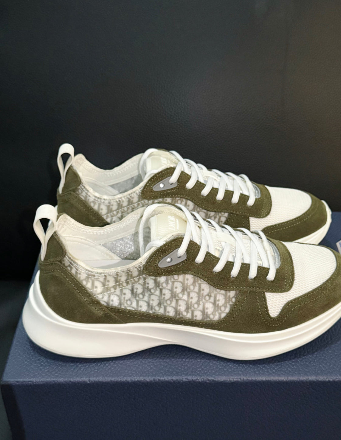 Sneakers B25 olive