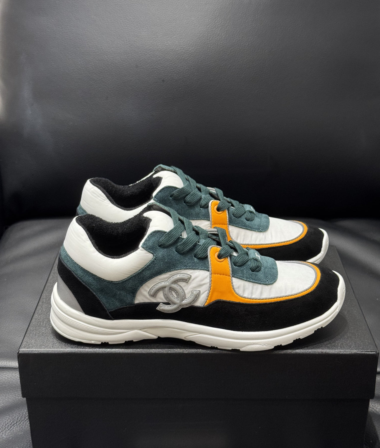 Sneakers chnel packaging complet facture