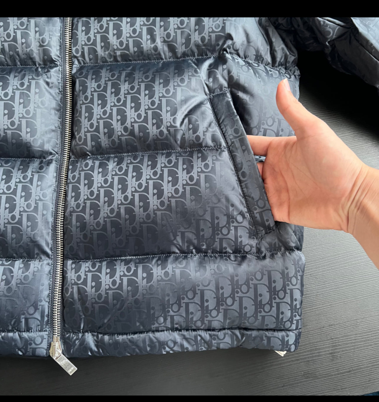 Doudoune CD oblique bleu nuit facture 2023