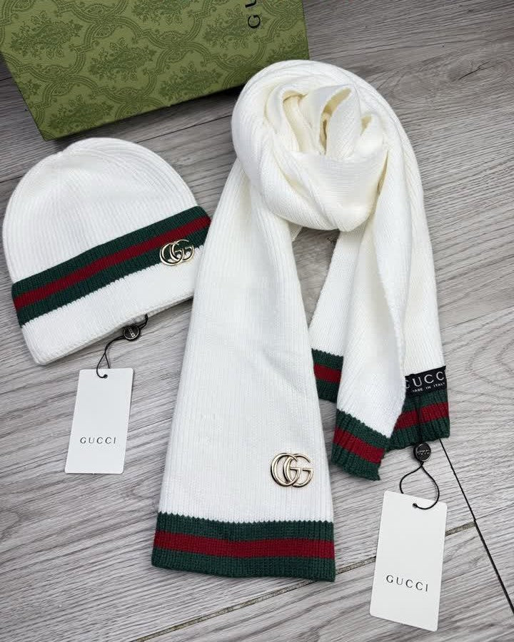 Bonnet et écharpe GUCCI