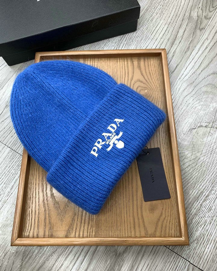 Bonnet PRADA