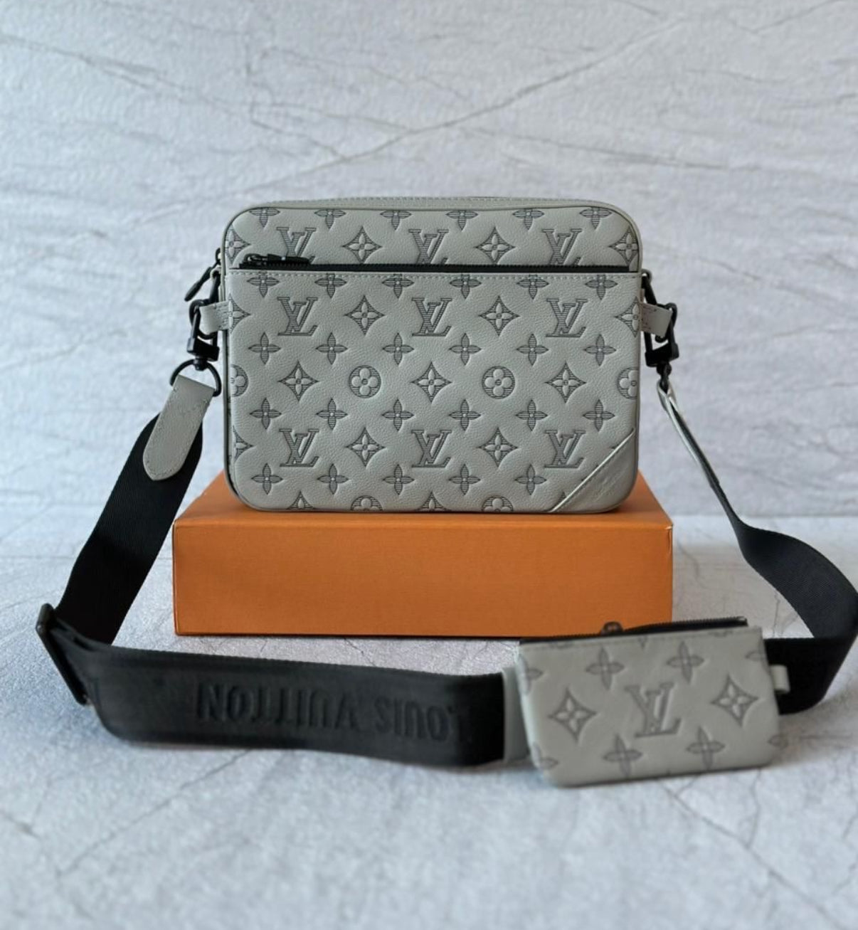 Sacoche Louis Vuitton