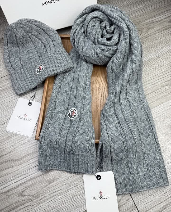 Bonnet et écharpe MONCLER