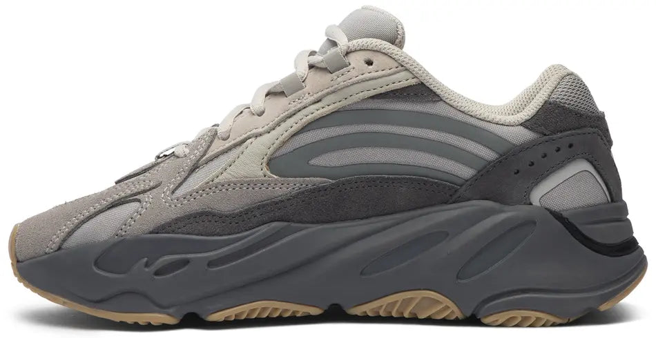 Yeezy  Boost 700 V2 Wave Runner Tephra