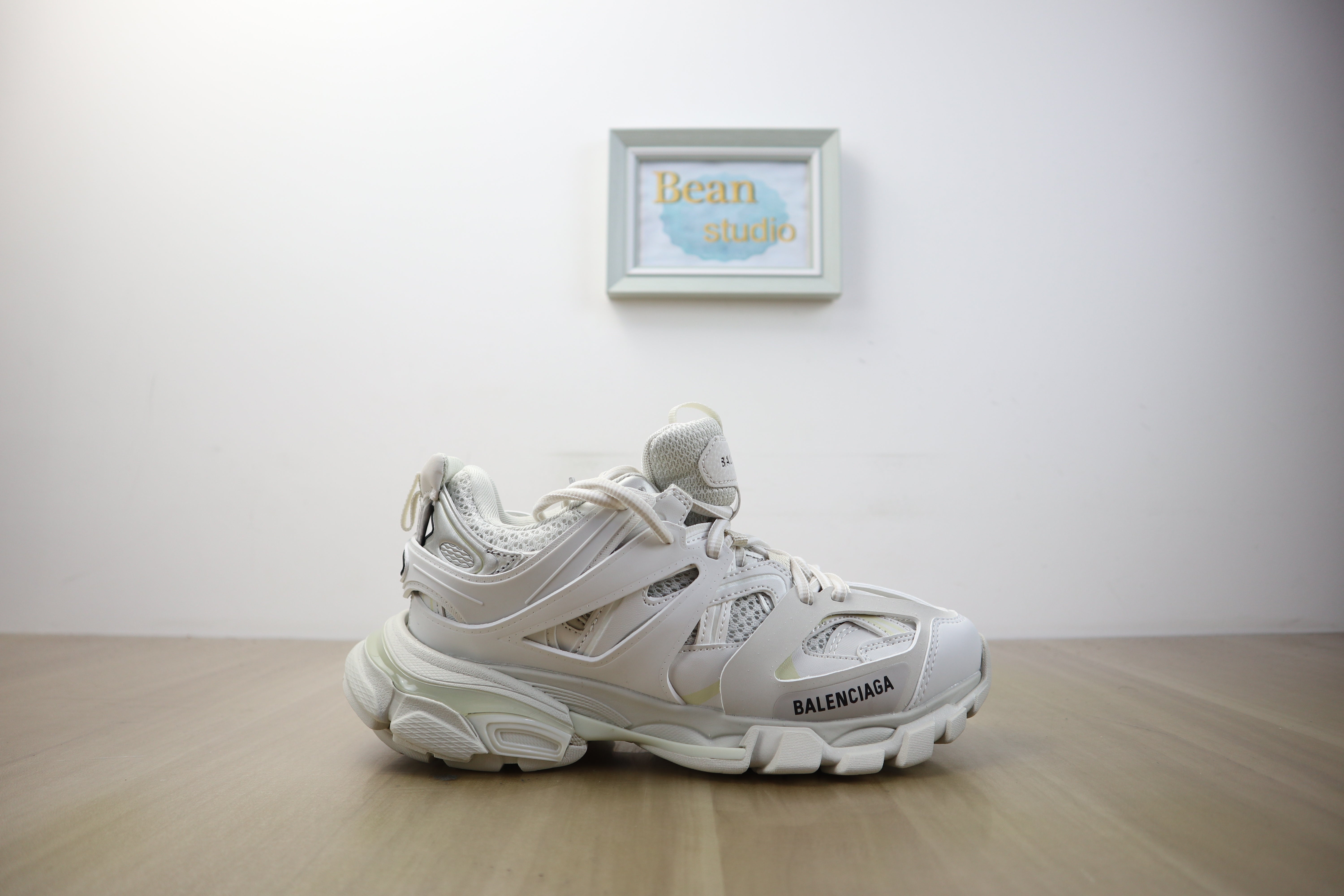 Blncg track blanche