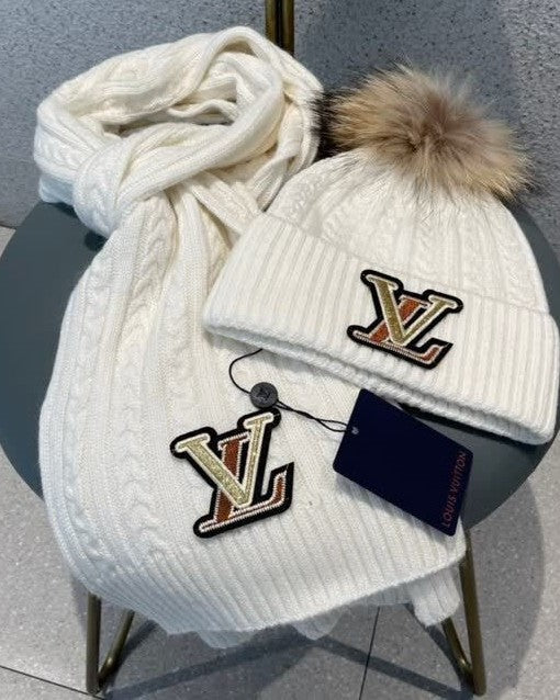 Bonnet et écharpe LV