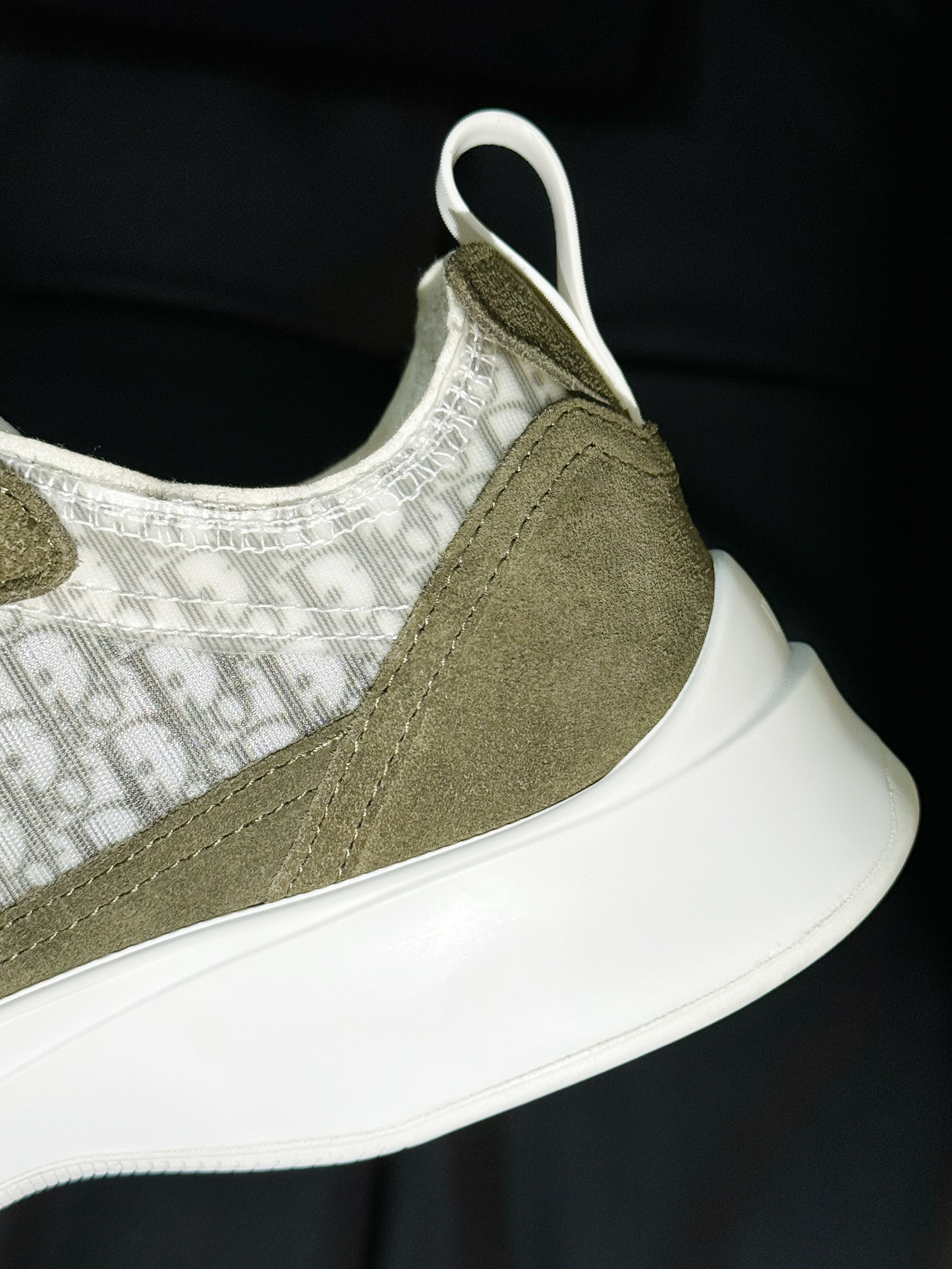 Sneakers B25  olive