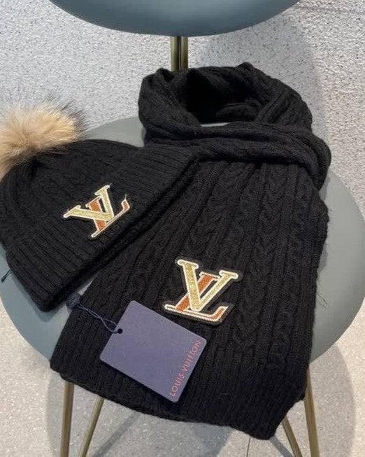 Bonnet et écharpe LV
