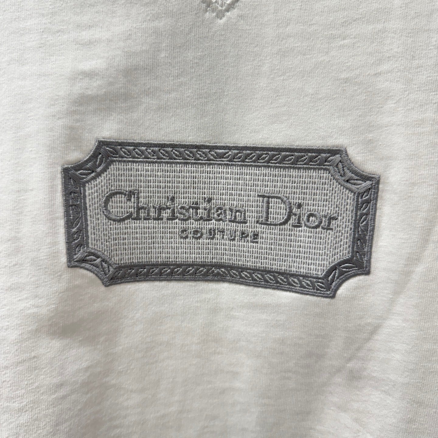 T SHIRT CD