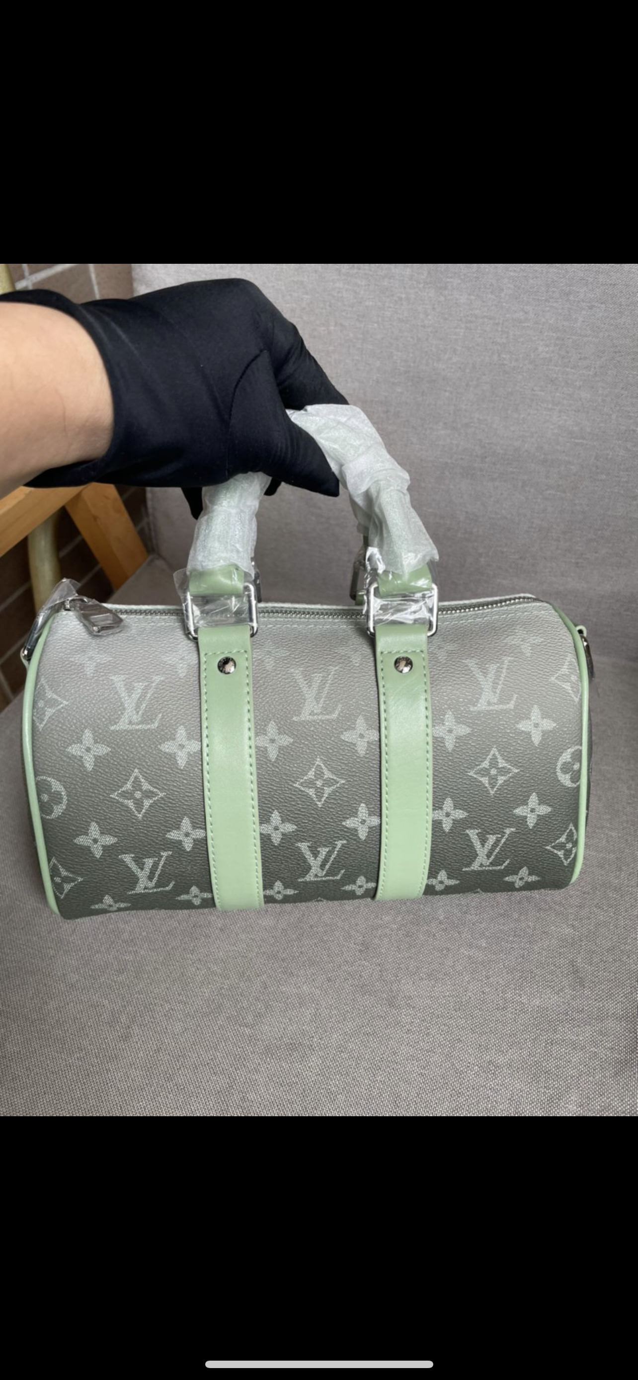 Sac keepall Grey vert 25 10/10