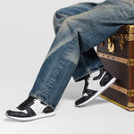 Sneaker Run Away