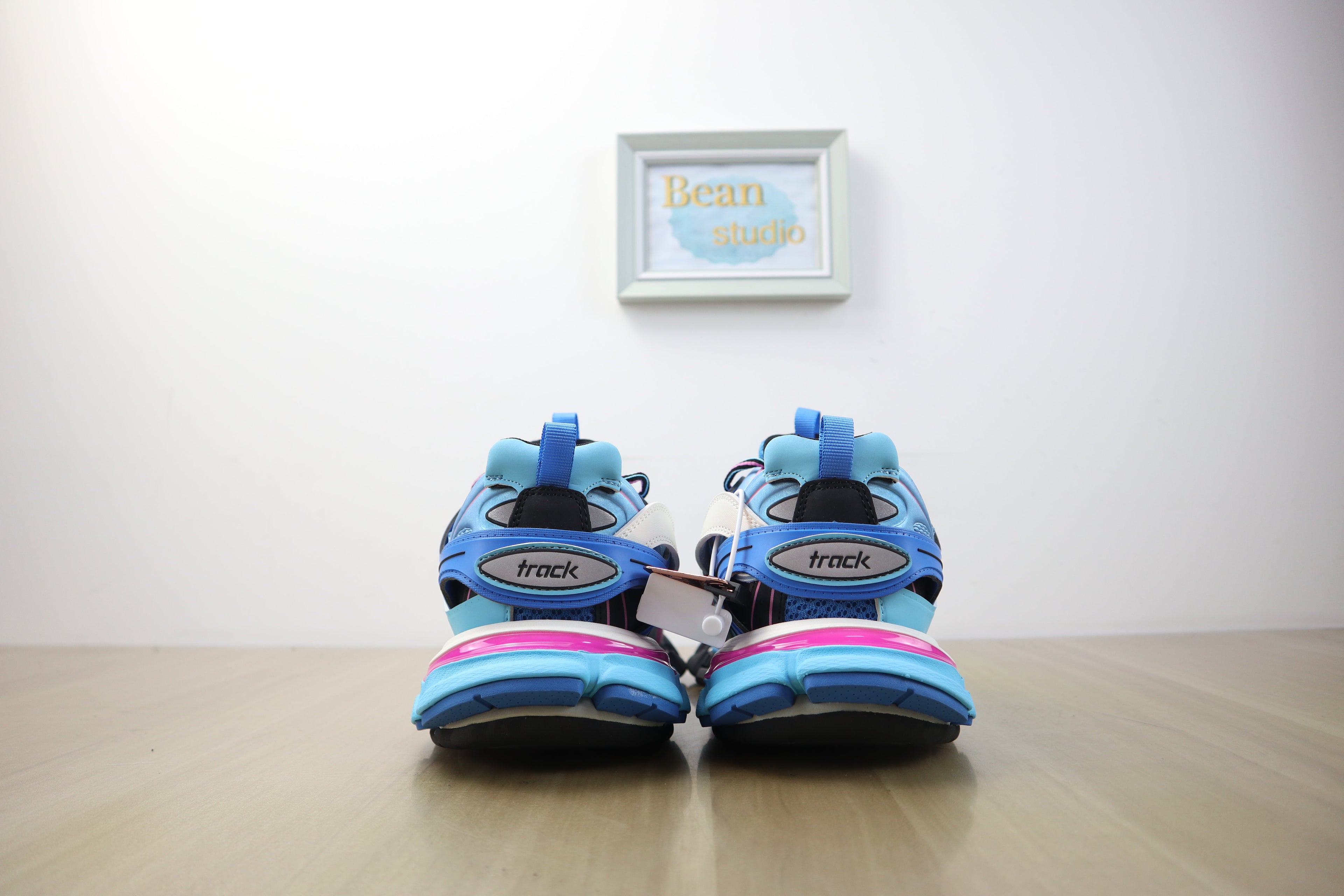 Blncg track blue pink