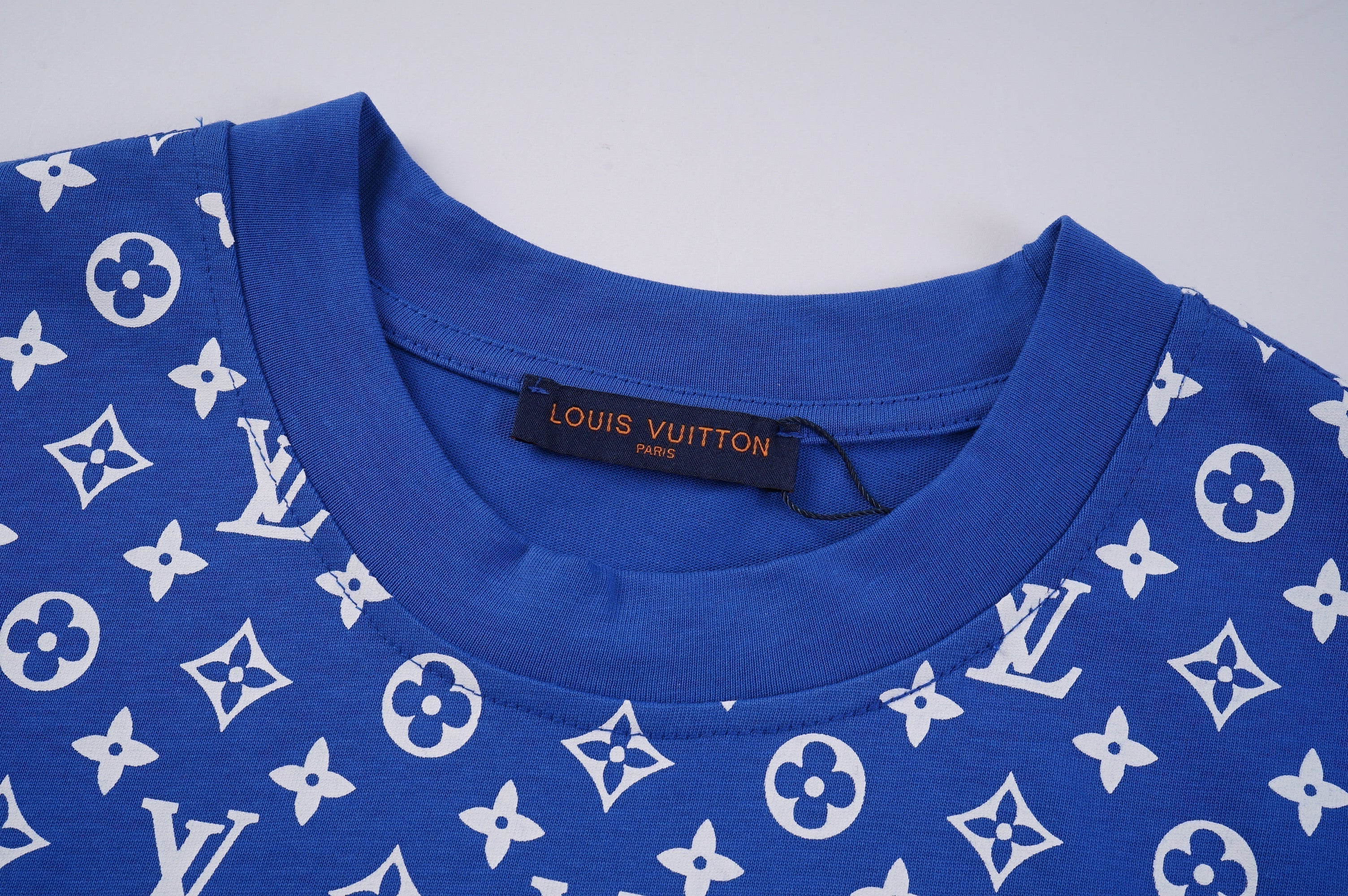 Tee-shirt lv