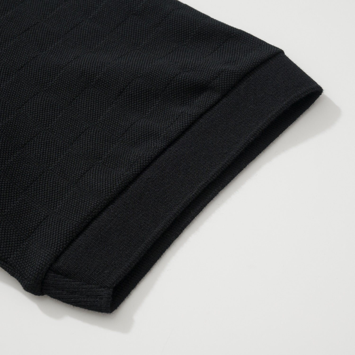 Polo noir lv