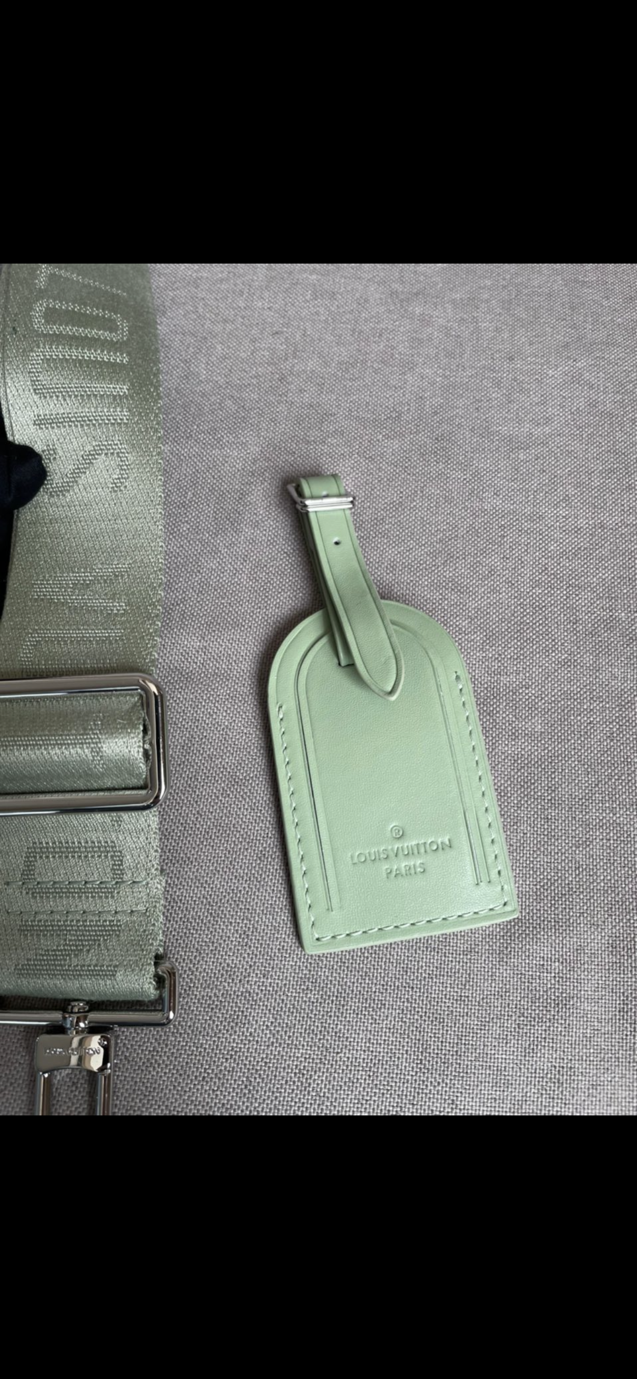 Sac keepall Grey vert 25 10/10