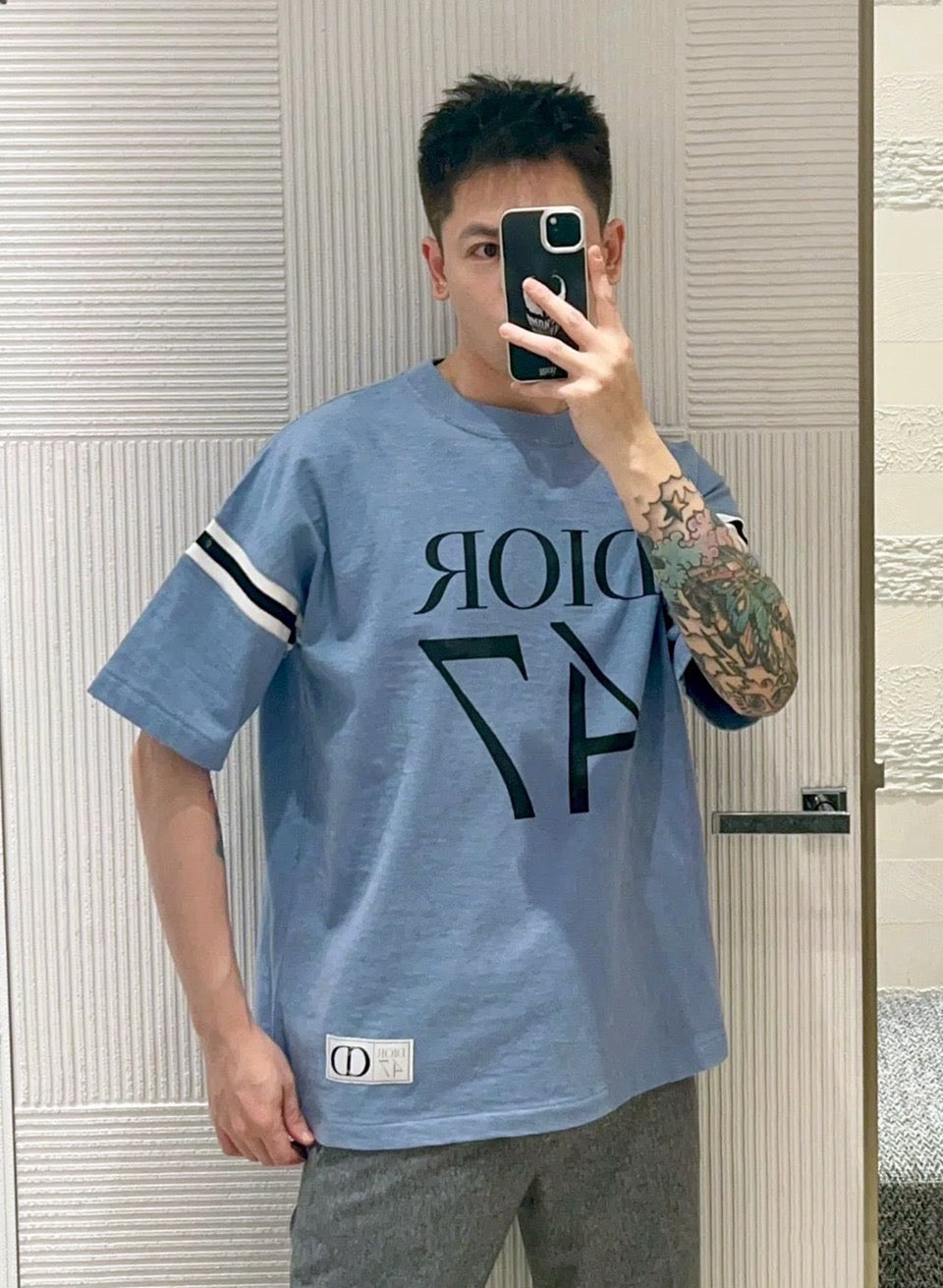 T shirt CD