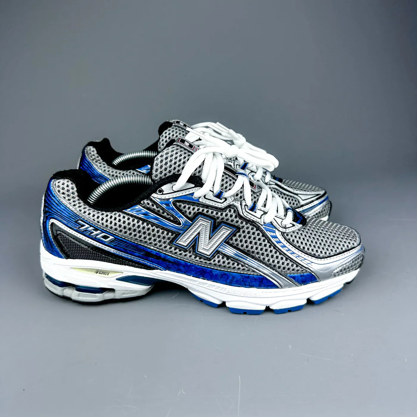 New Balance 740 bleu métale