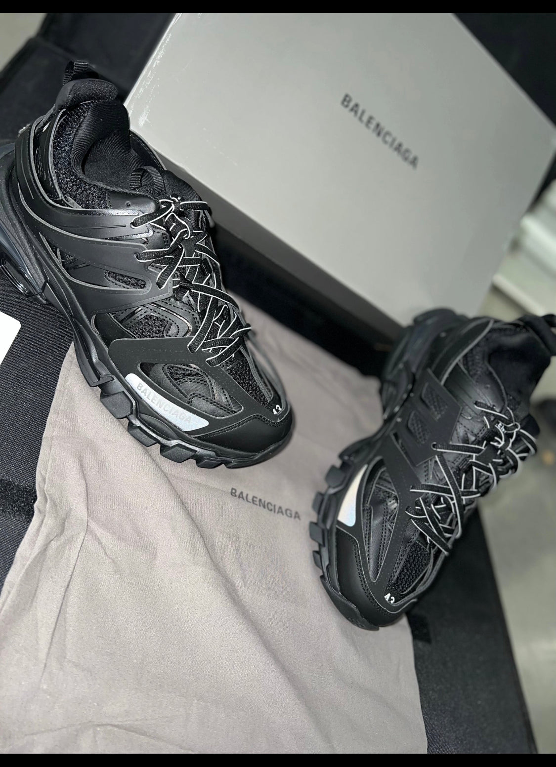 Blncg track noir