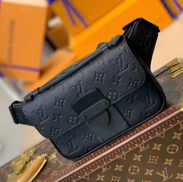 Sacoche Louis Vuitton
