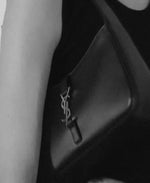 YSL - le 5 à 7 en cuir verni Red